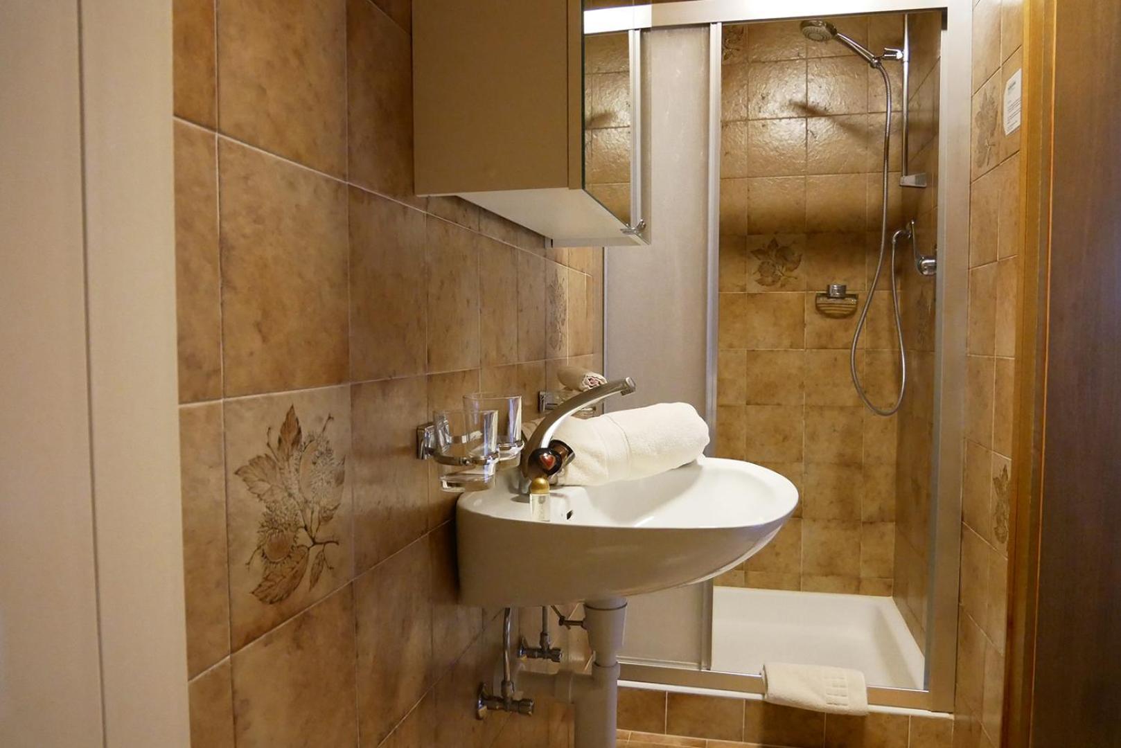 Hotel Garni Bergsonne Samnaun Habitación foto